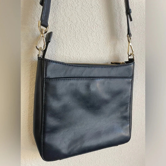 Michael Kors Gloria Black Pocket Swing Pack Leather Crossbody - Picture 5 of 9